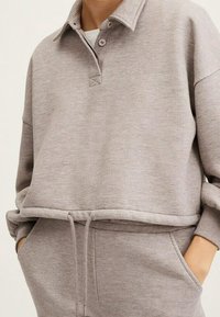 Mango Sweater - light brown