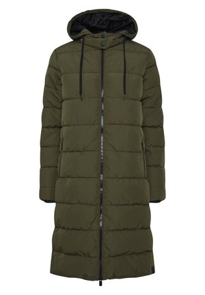 Oliivinvihreä toppatakki hupulla, vetoketjulla ja napilla kiinnitys, ribatulla hihalla, sivutaskuilla ja vaakasuoralla ompeleella.