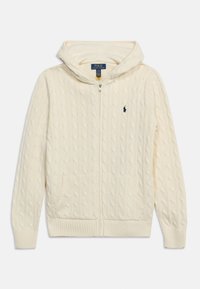 Επιλέχθηκε, off-white