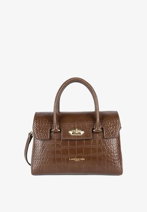 Sac en cuir marron gaufré croco avec un design structuré, des poignées supérieures, une bandoulière amovible et des accents en matériel doré.