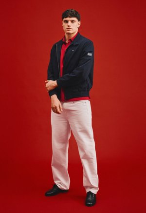 Tommy Hilfiger, Chaqueta fina - desert sky