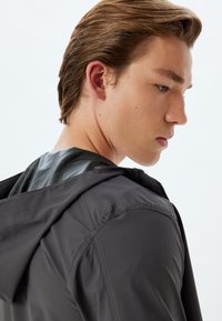 Koton SPORT - Let jakke / Sommerjakker - anthracite