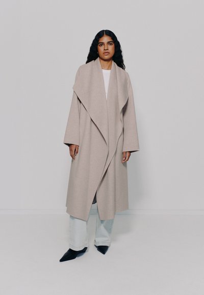 IVY OAK CARRIE ROSE - Cappotto classico - light sand