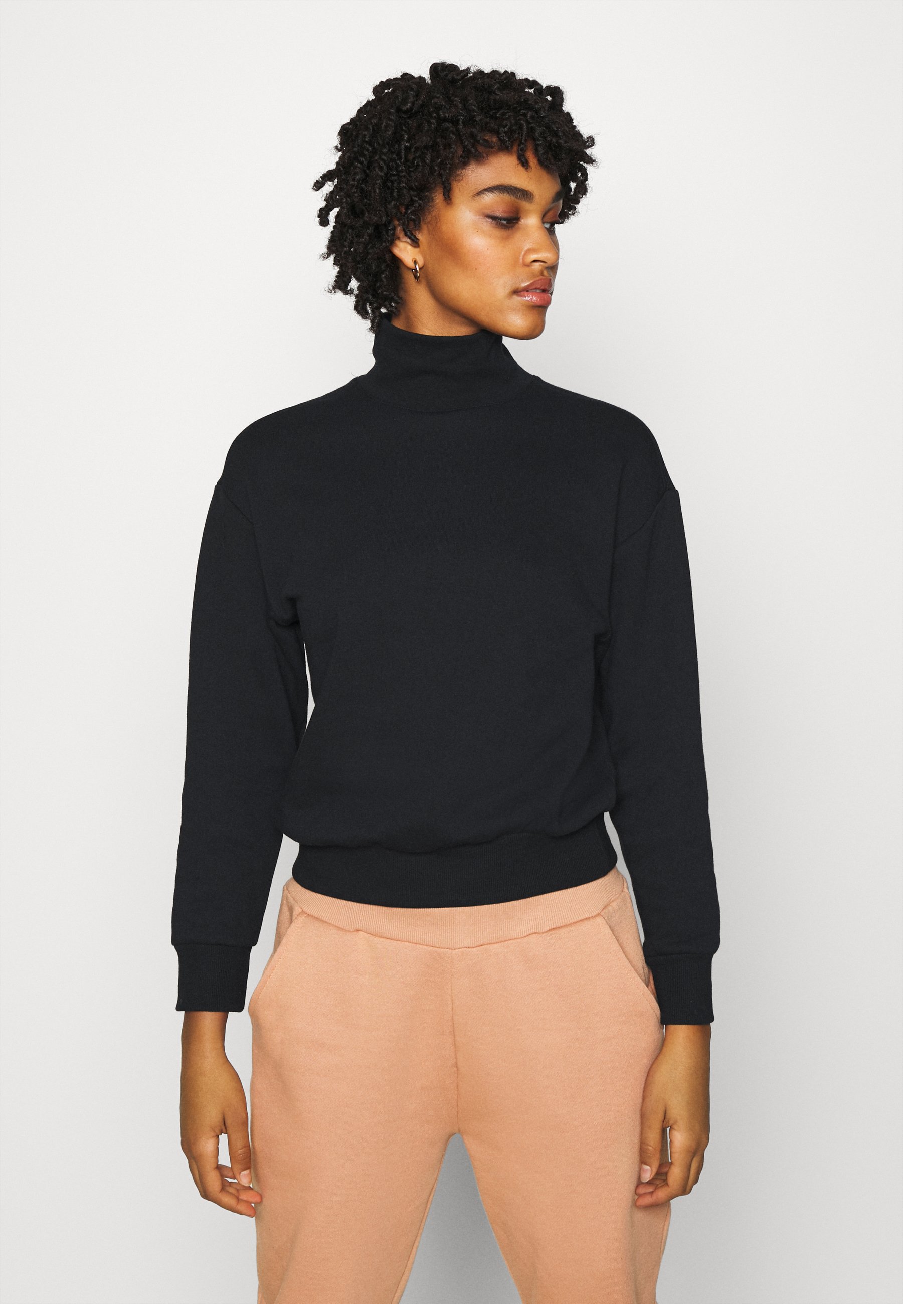 zipper hoodie jacket