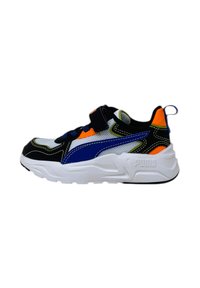 Sneaker nera, bianca e arancione con accenti blu, tomaia in rete e sintetico, punta rinforzata, cinturino regolabile e logo sul tallone.