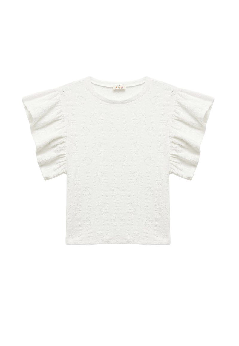 Hvid t-shirt med korte ærmer, pyntede ærmer, tekstureret stof med et simpelt mønster og rund halsudskæring.