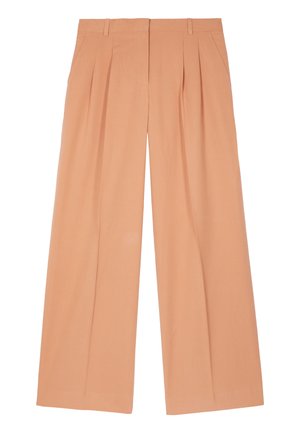 Bredbenede beige bukser med frontplisser, bæltestropper og sidelommer, vist fladt på en hvid baggrund.