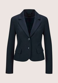 Marineblazer met een op maat gemaakt ontwerp, enkelvoudige sluiting aan de voorkant, twee voorzakken en contrasterende revers. Gladde stof met een lichte glans.
