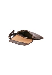 Borsa in pelle marrone, forma rettangolare, con chiusura a zip nella parte superiore, design pieghevole, superficie esterna liscia, interno foderato in beige e dettaglio di chiusura a scatto.