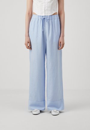 MAISIE WIDE PANTS - Bukse - pastel blue