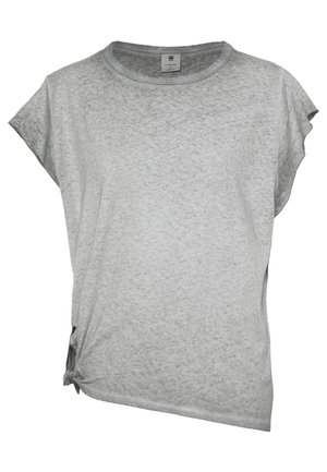 T-shirt gris clair à manches courtes avec un col rond et un petit détail nœud sur le côté gauche de l'ourlet.