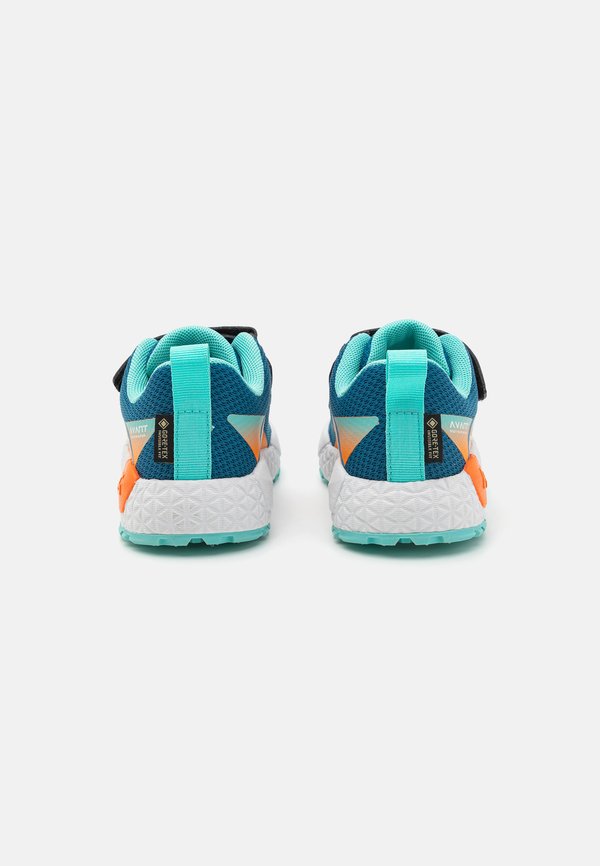 Trainers - petrolio2