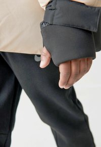 Clarks REGULAR FIT - Zimska jakna - stone