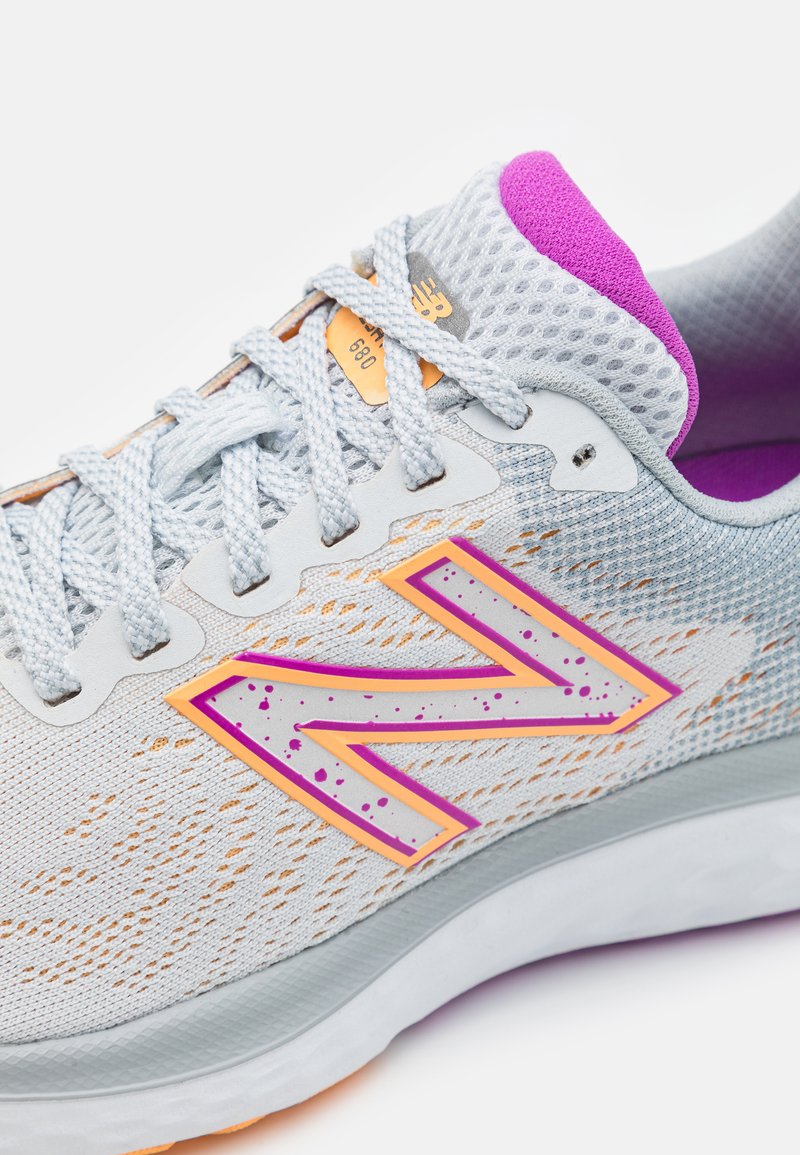 New Balance 680 - Laufschuh Neutral - quartz grey/grau - Zalando.de