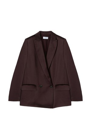 Blazer doppiopetto marrone scuro con revers a punta, due tasche frontali con pattina e due bottoni neri sul davanti.