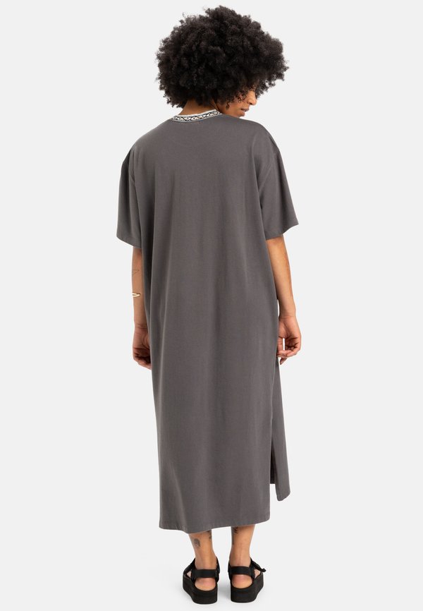 INDIE - Jersey dress2