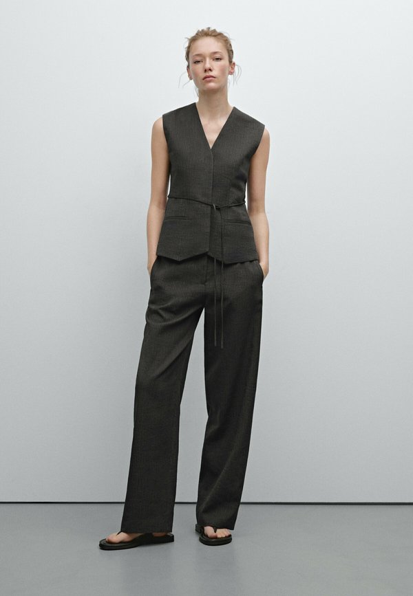 WITH TRIMS - Waistcoat3