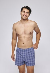 Thumbnail Image 2