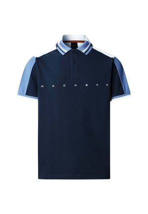 Marineblaues Polohemd mit hellblauen und weißen Schulterpaneelen, gestreiftem Kragen, kurzen Ärmeln und dem Schriftzug "HACKETT" auf der Brust.