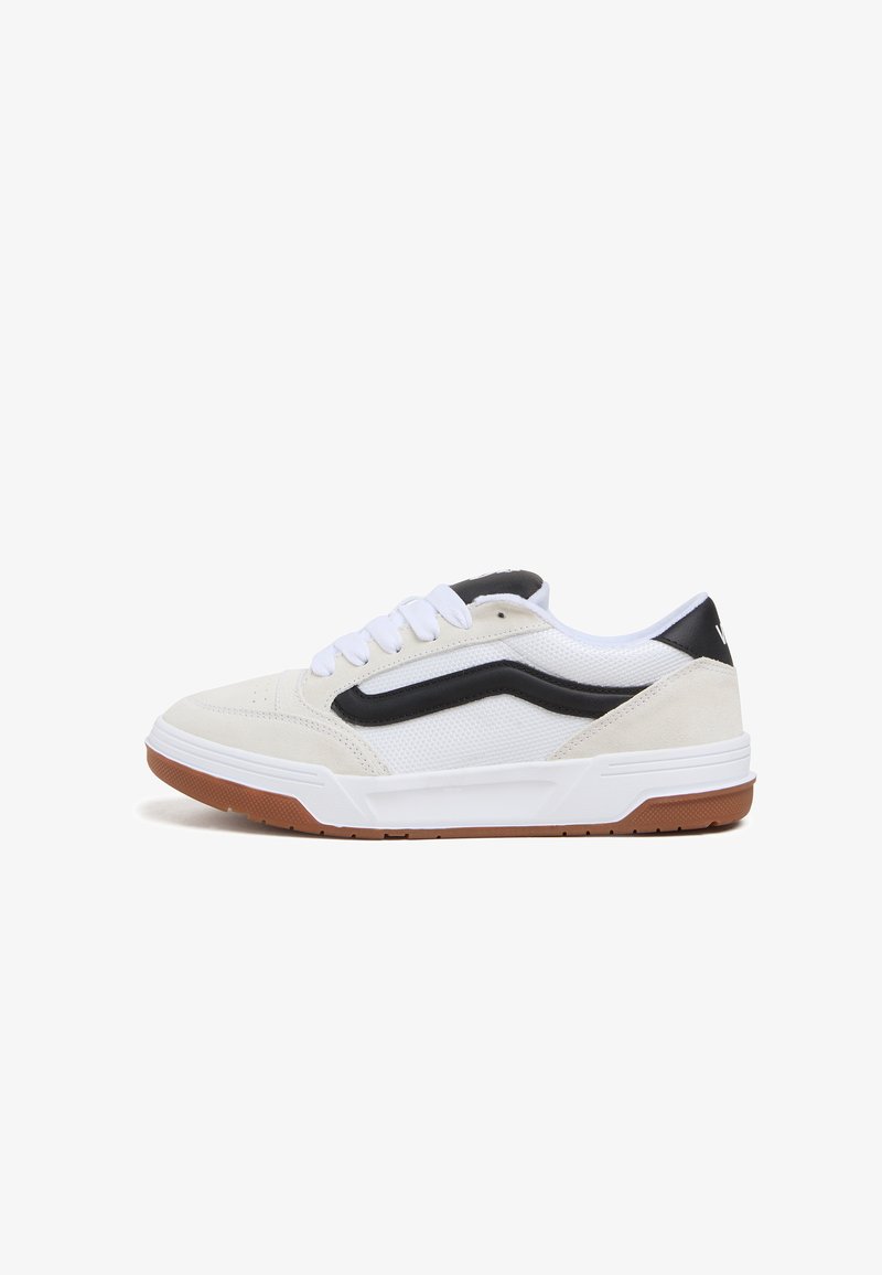 Vans HYLANE UNISEX - Skateboardové boty - off white