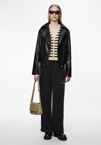 Pieces PCNISA VEST - Vest - cloud dancer/black