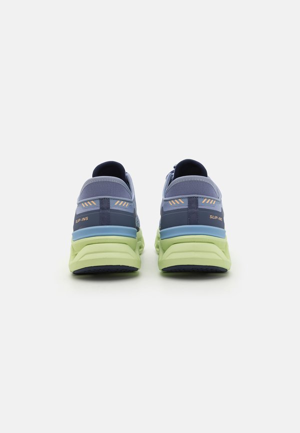 GLIDE-STEP ALTUS - Trainers2