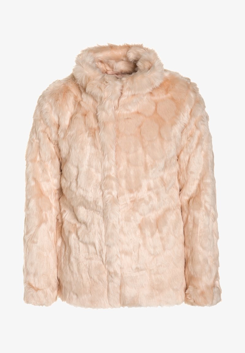 Tekoturkislakki vaaleanpunaisena, jossa on korkea kaulus, pehmeä rakenne ja rento istuvuus. Ominaisuuksia ovat ylellinen ulkonäkö ja hienovarainen kiilto.