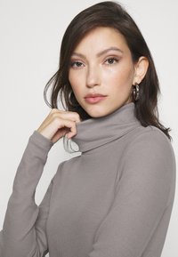 Even&Odd Camisola de manga comprida - grey