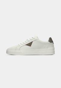 White low-top sneaker with lace-up front, gray heel tab, and small triangular "REPLAY" logo on the side.