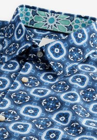 Next SHORT SLEEVE -  REGULAR FIT - Ing - light blue blue geometric