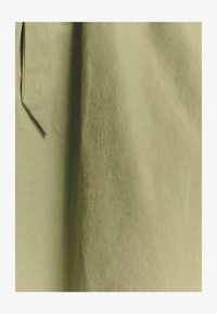 Ausgewählt, palm leaf