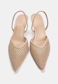 PULL&BEAR Klasszikus sarkú cipők - beige