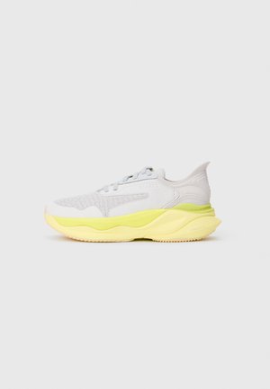 PACE - Sneakers laag - light grey