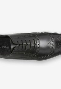 Next OXFORD BROGUE WIDE FIT - Alkalmi fűzős cipők - black