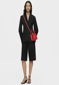 Tous MINI CUBE BRENDA - Borsa a mano - rojo