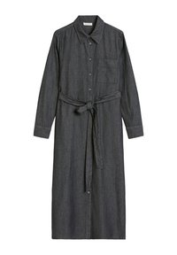 Ciemnoszara, długa koszula z długim rękawem, wykonana z tkaniny przypominającej denim. Posiada kołnierzyk, guziki z przodu, kieszeń na piersi oraz pasek do wiązania w talii.