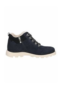 Bottines bleu marine en daim avec une doublure en fausse fourrure, semelle en caoutchouc blanc et hardware en ton argent pour les lacets et la fermeture éclair.