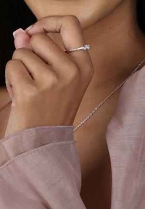 Anillo - silver-coloured