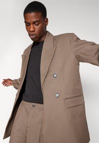 Jack & Jones TROY OVERSIZED - Suknjič - beige