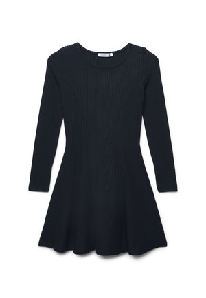 Abito nero a maniche lunghe con gonna svasata e corpino aderente. Presenta un collo rotondo e un tessuto texturizzato.