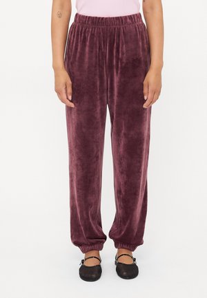 ONLREBEL CUFF PANTS - Trainingsbroek - winetasting