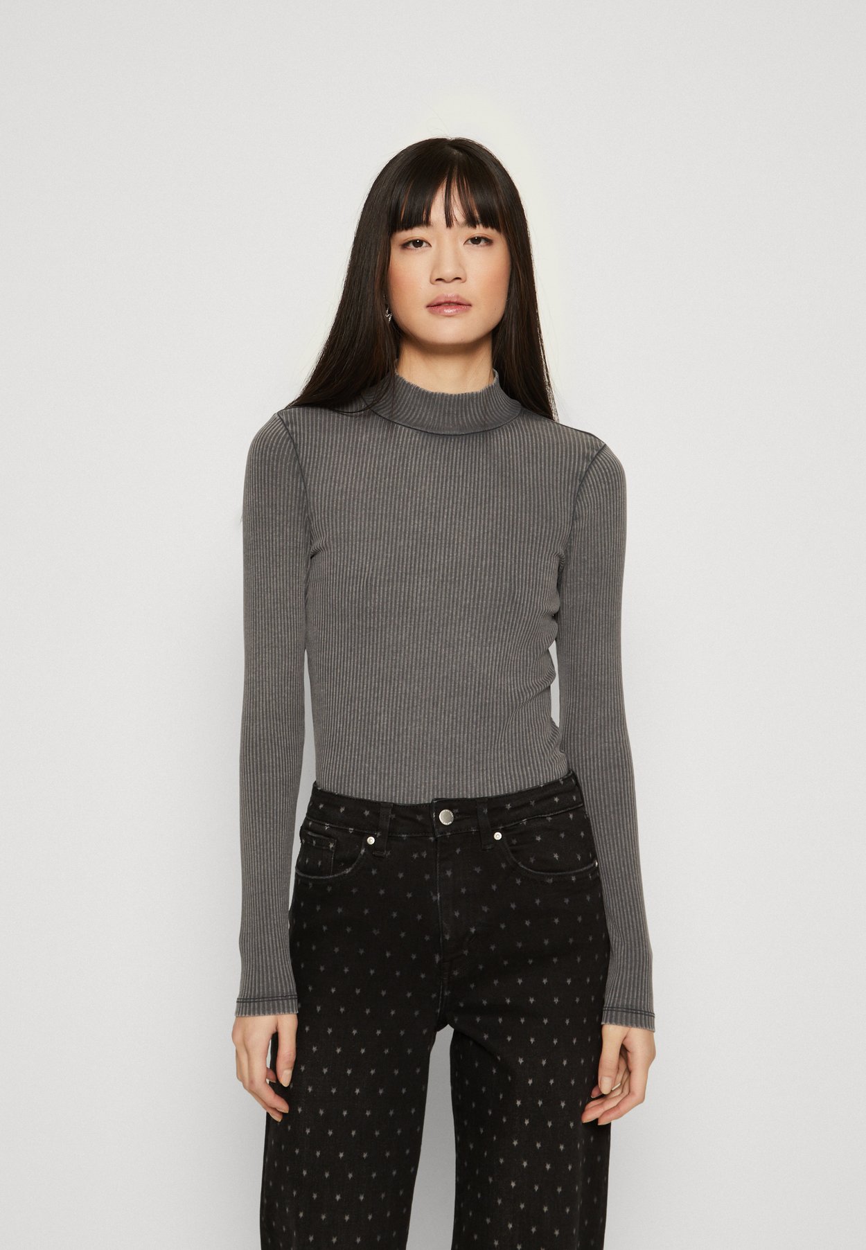 ONLFELINA MOCK NECK