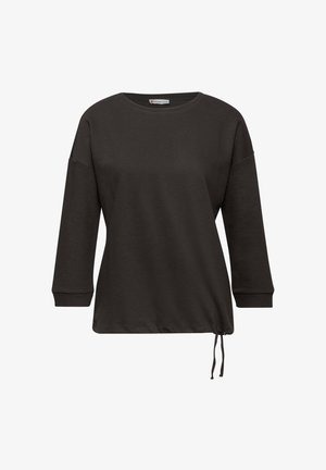 Donkergrijs geribd shirt met lange mouwen, een ronde halslijn en een trekoogdetail aan de onderzoom aan de rechterkant.