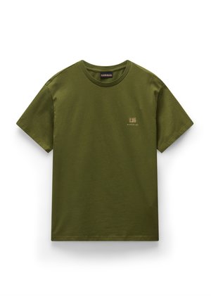 Maglietta verde oliva in cotone con collo rotondo, maniche corte e un piccolo logo beige sul petto. Texture liscia.