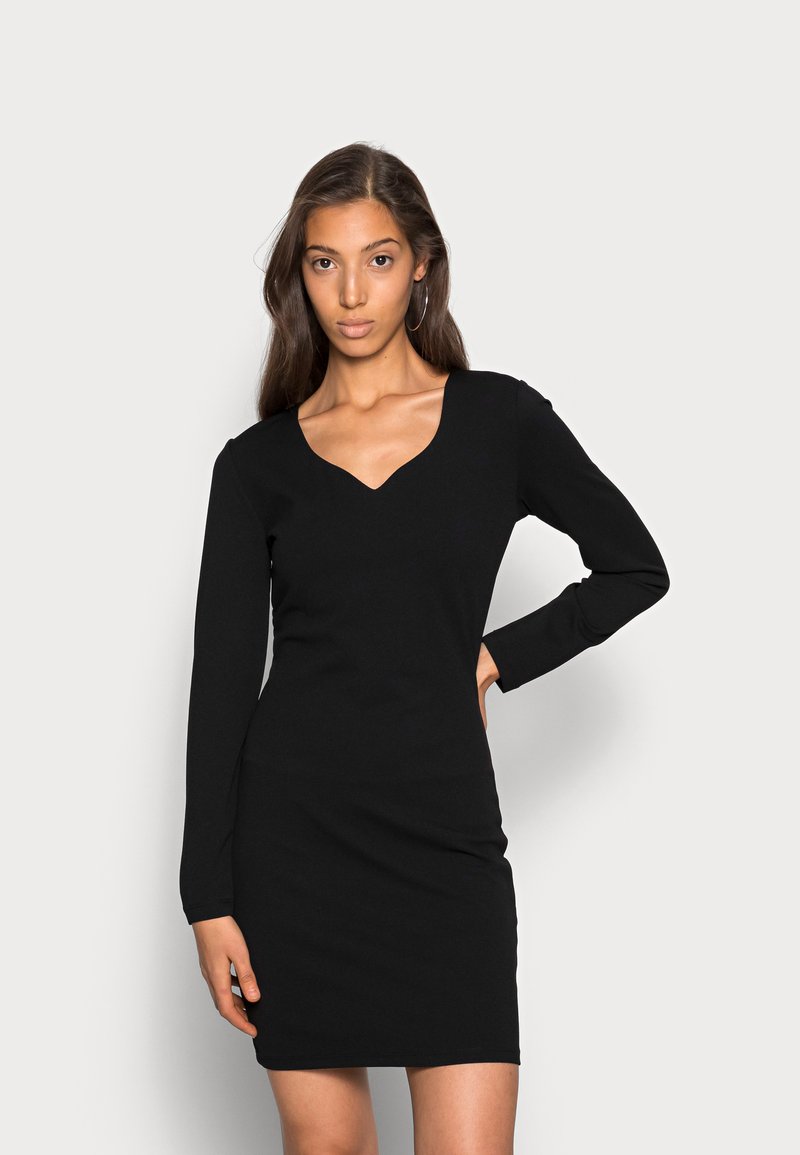 Pieces KENNA DRESS - Vestido de malha - black
