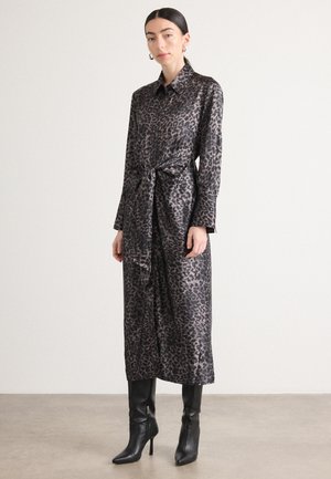 LONG SLEEVE BUTTON FRONT SHIRT DRESS TIE AT WAIST - Robe chemise - disguise black