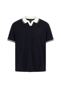 Camiseta polo de color navy hecha de tejido de punto, con un cuello blanco con ribete negro y mangas cortas, presentando el logo de la marca en el pecho.