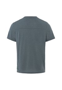 T-shirt gris à manches courtes en tissu léger et texturé. Présente un design simple et neutre avec une encolure propre.