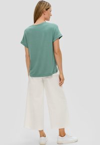 s.Oliver PAILLETTEN - T-Shirt print - petrol