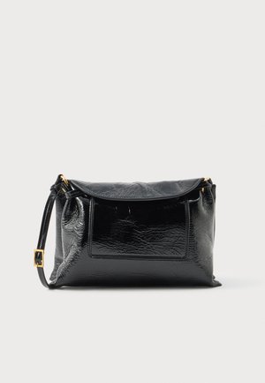 Wandler, PENELOPE SLOUCH BAG - Handbag - black
